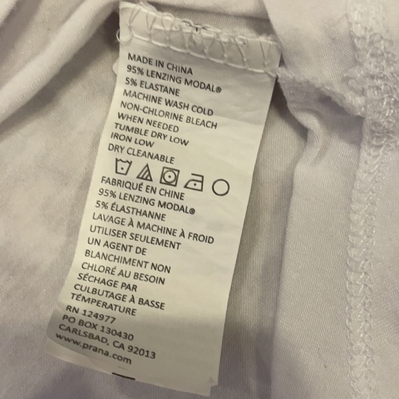 Prana Short Sleeve V-Neck Pocket Tee - Picture 7 of 10